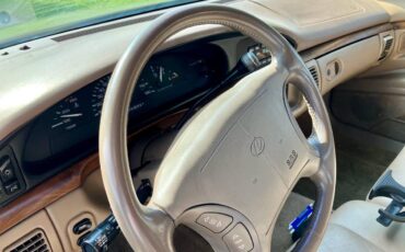 Oldsmobile-98-regency-elite-1995-14