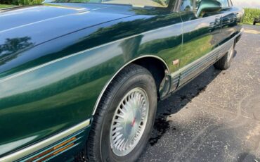 Oldsmobile-98-regency-elite-1995-4