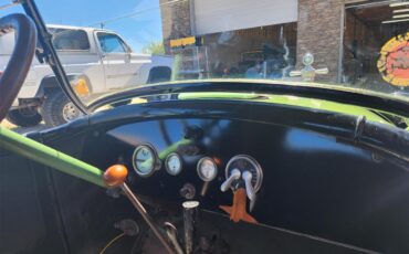 Oldsmobile-Convertible-1918-green-black-1