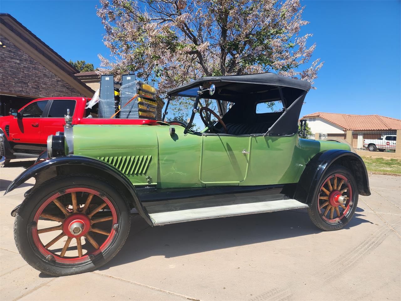 Oldsmobile-Convertible-1918-green-black-2
