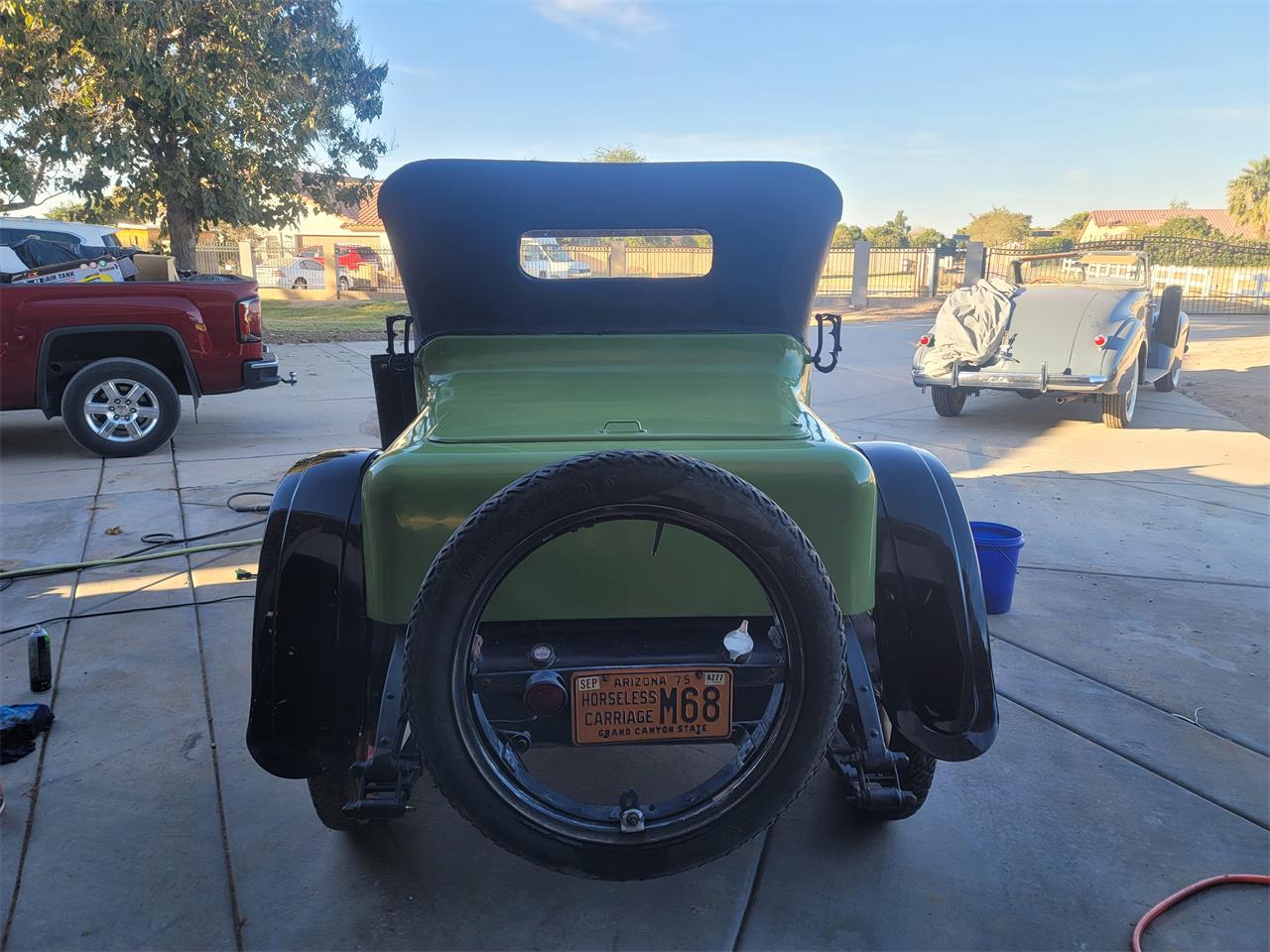 Oldsmobile-Convertible-1918-green-black