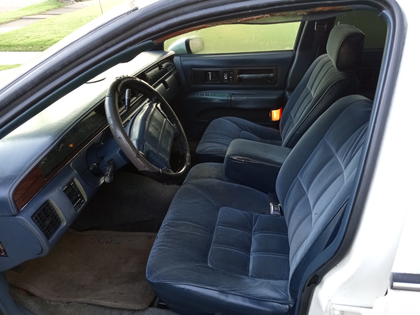 Oldsmobile-Custom-Cruiser-1991-Wagon-10