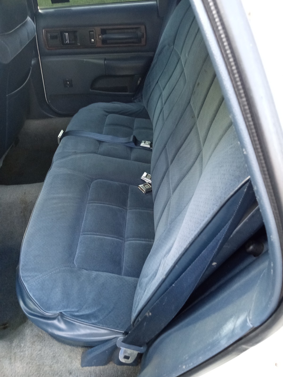 Oldsmobile-Custom-Cruiser-1991-Wagon-15