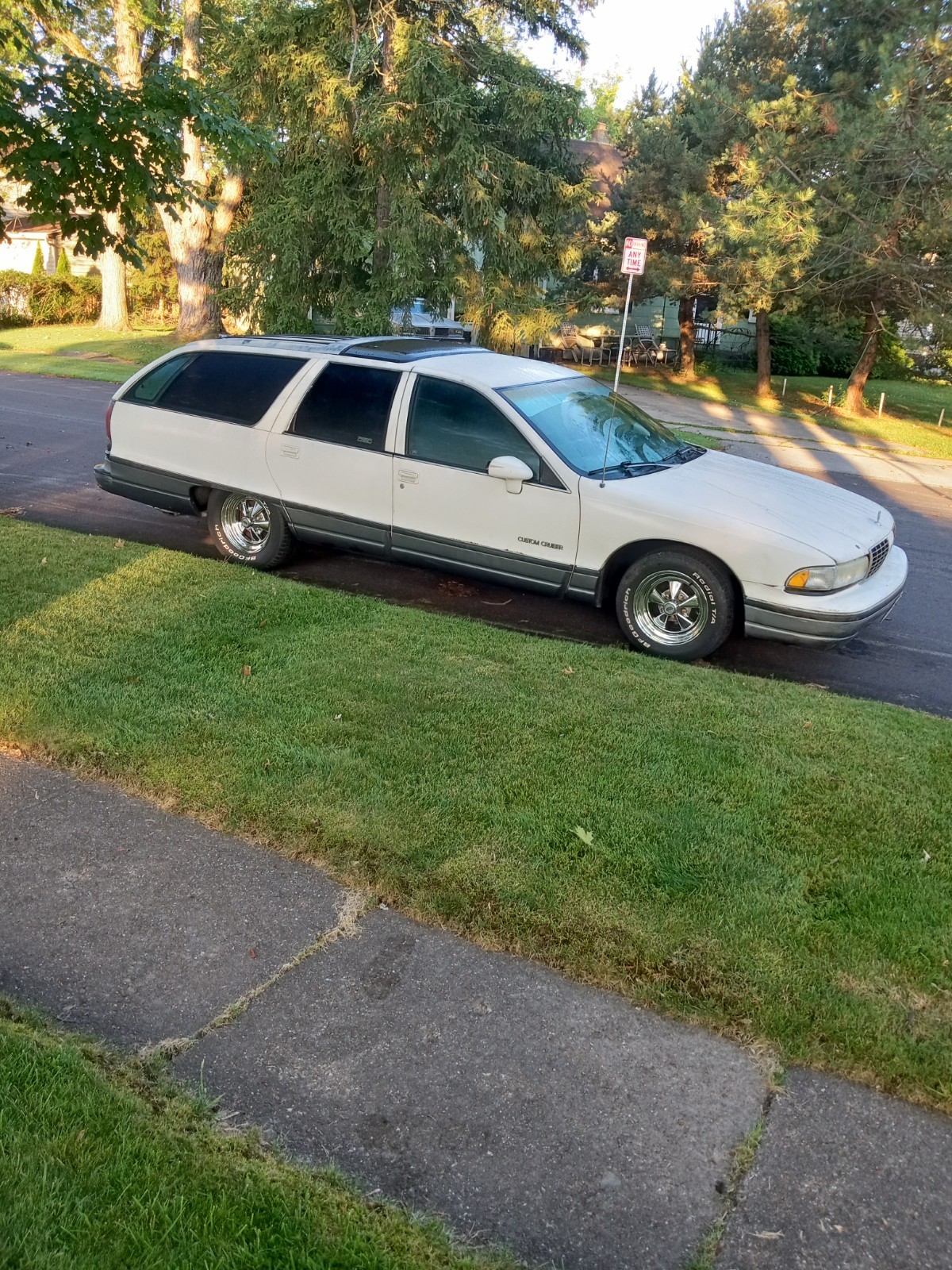 Oldsmobile-Custom-Cruiser-1991-Wagon-17