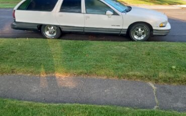 Oldsmobile-Custom-Cruiser-1991-Wagon-19