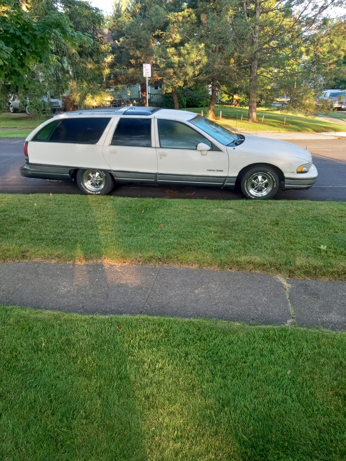 Oldsmobile-Custom-Cruiser-1991-Wagon-19