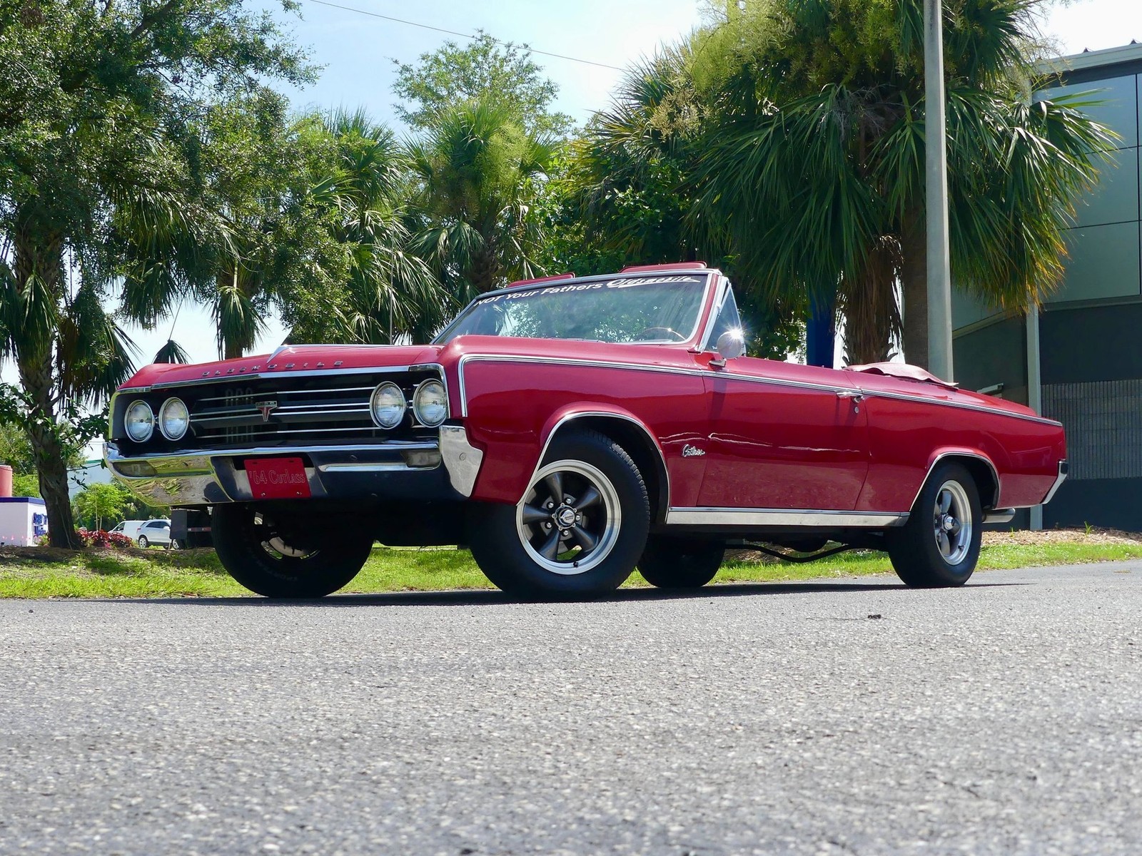 Oldsmobile-Cutlass-1964-Convertible-8