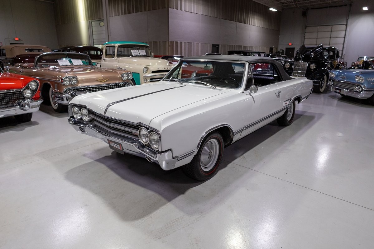 Oldsmobile-Cutlass-1965-Convertible-28