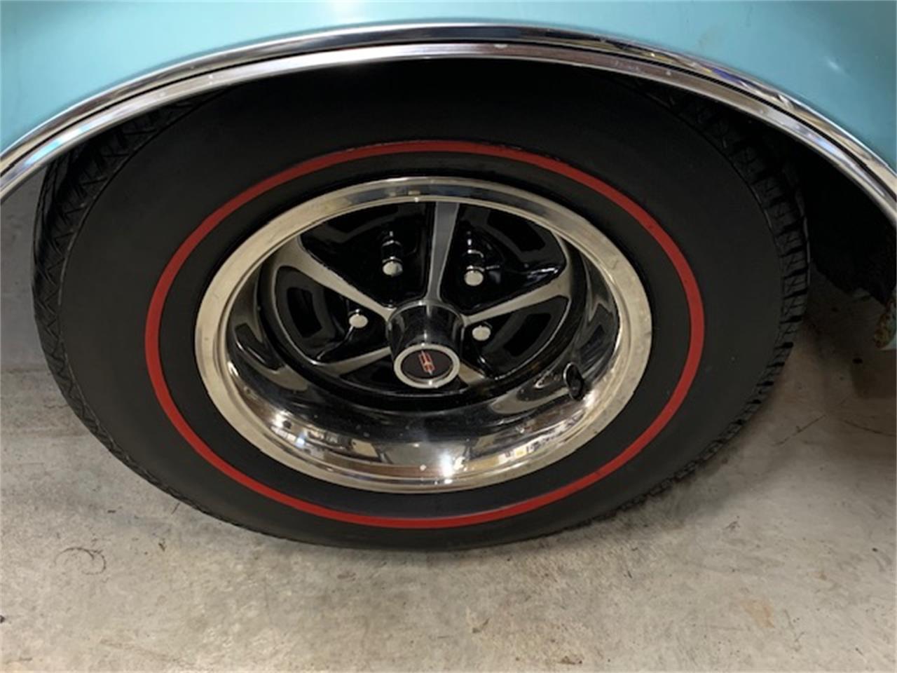 Oldsmobile-Cutlass-1966-Green-Green