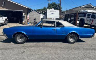 Oldsmobile-Cutlass-1967-18