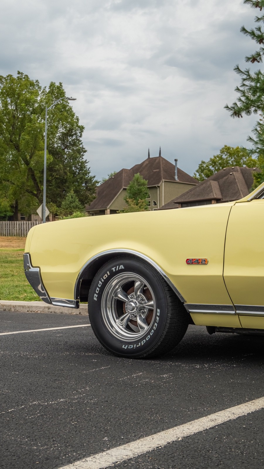 Oldsmobile-Cutlass-1967-Coupe-1