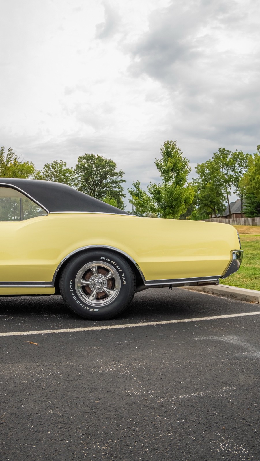 Oldsmobile-Cutlass-1967-Coupe-12