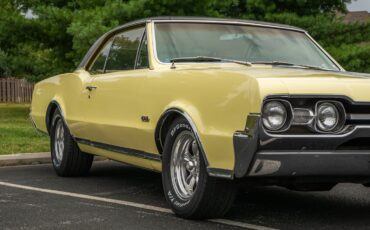 Oldsmobile-Cutlass-1967-Coupe-17