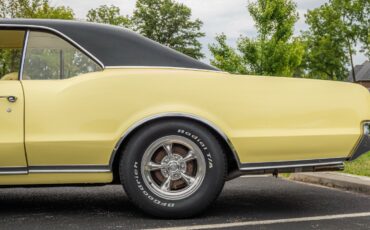 Oldsmobile-Cutlass-1967-Coupe-19