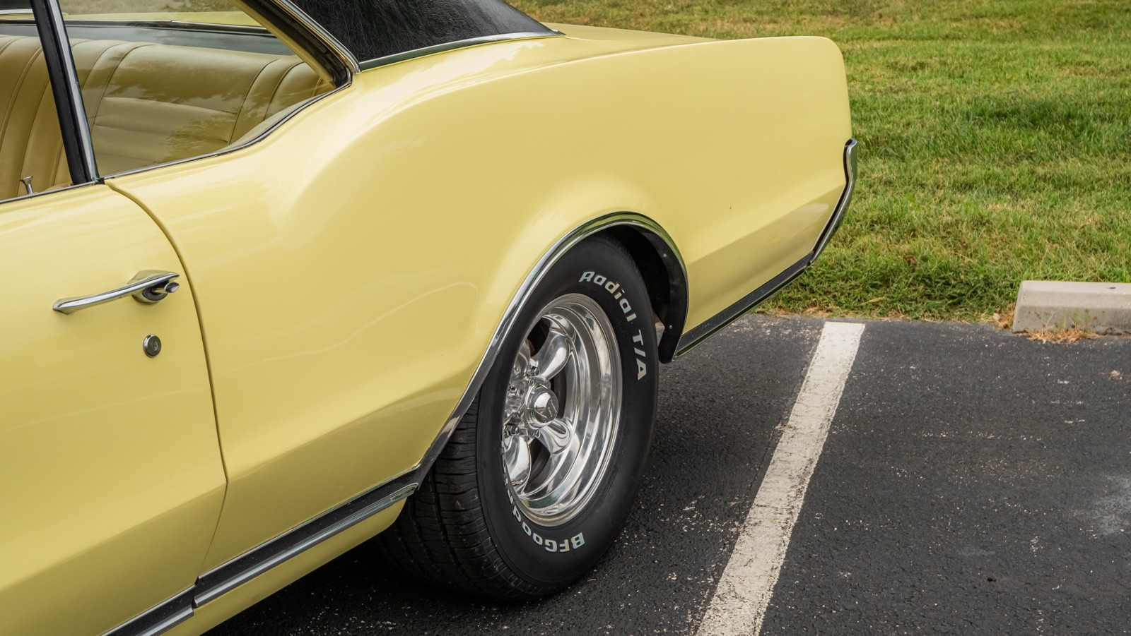 Oldsmobile-Cutlass-1967-Coupe-22