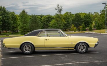 Oldsmobile-Cutlass-1967-Coupe-27