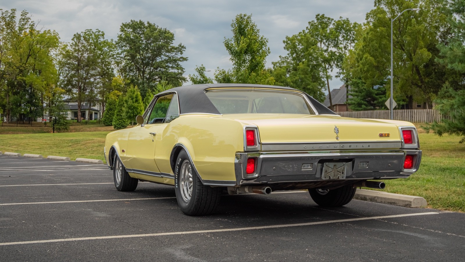 Oldsmobile-Cutlass-1967-Coupe-29