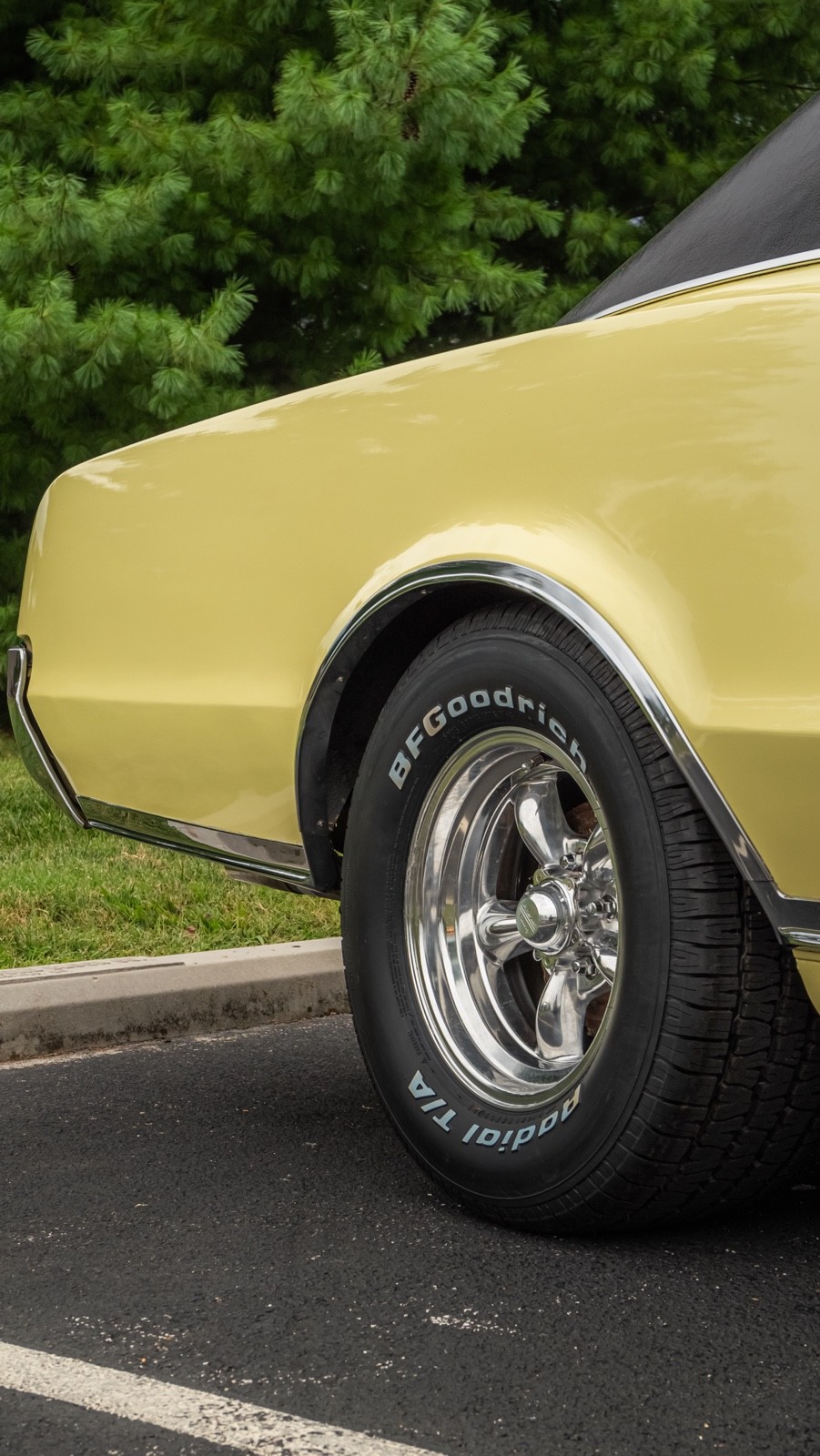 Oldsmobile-Cutlass-1967-Coupe-30
