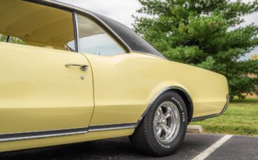 Oldsmobile-Cutlass-1967-Coupe-36