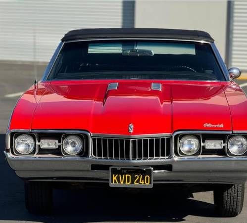 Oldsmobile-Cutlass-1968-Red-2
