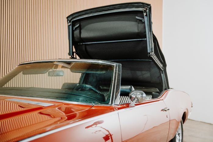 Oldsmobile-Cutlass-1969-11