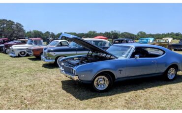Oldsmobile-Cutlass-1969-Blue-Black-10
