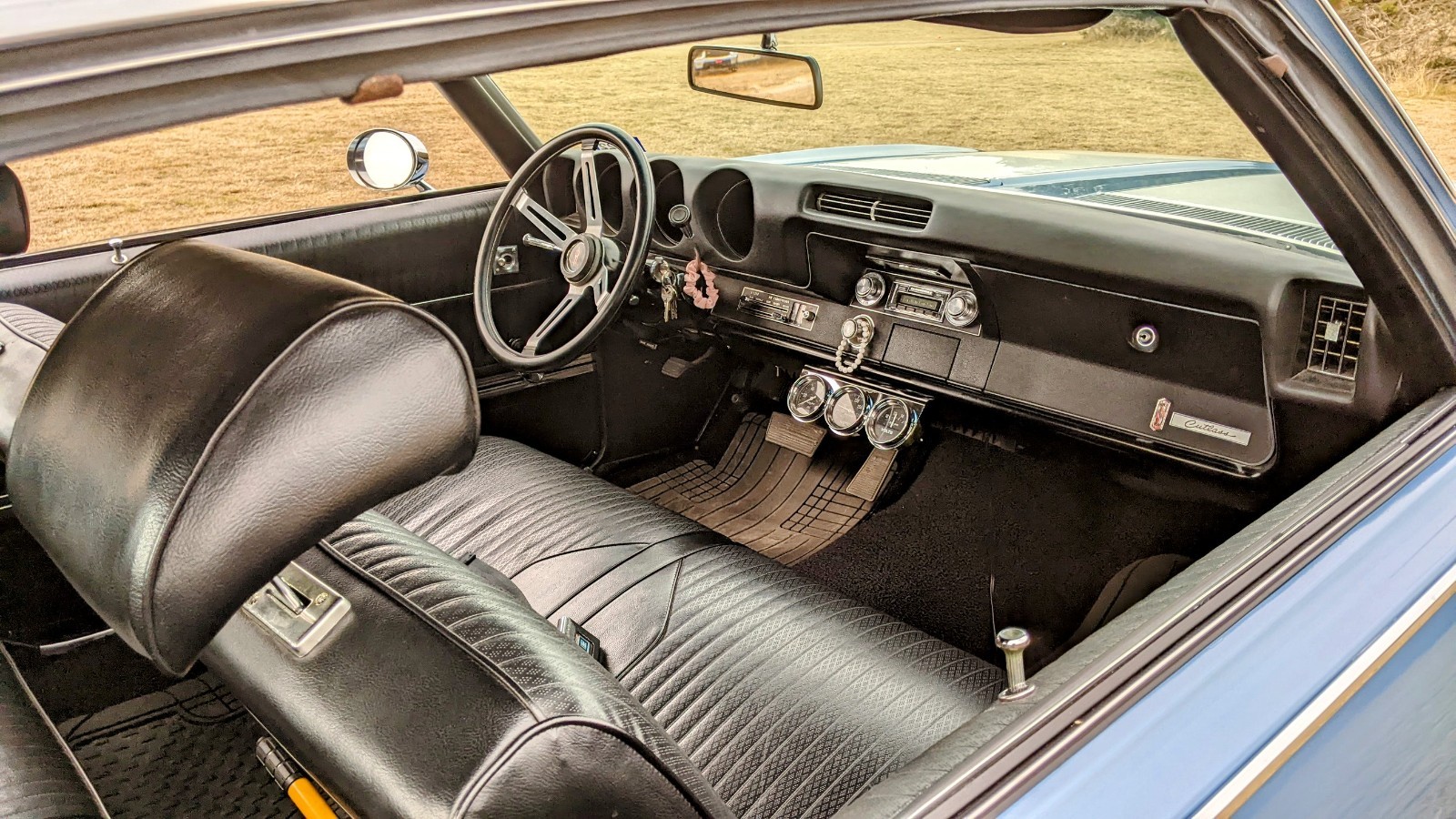 Oldsmobile-Cutlass-1969-Coupe-6