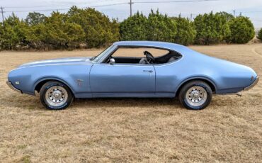Oldsmobile-Cutlass-1969-Coupe-8