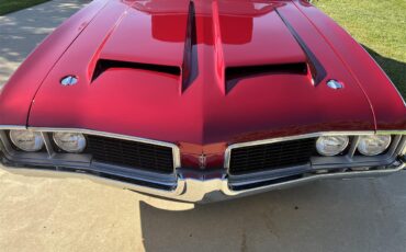 Oldsmobile-Cutlass-1969-Crystal-Rock-Red-Black-2