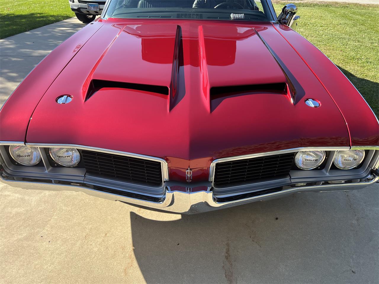 Oldsmobile-Cutlass-1969-Crystal-Rock-Red-Black-2