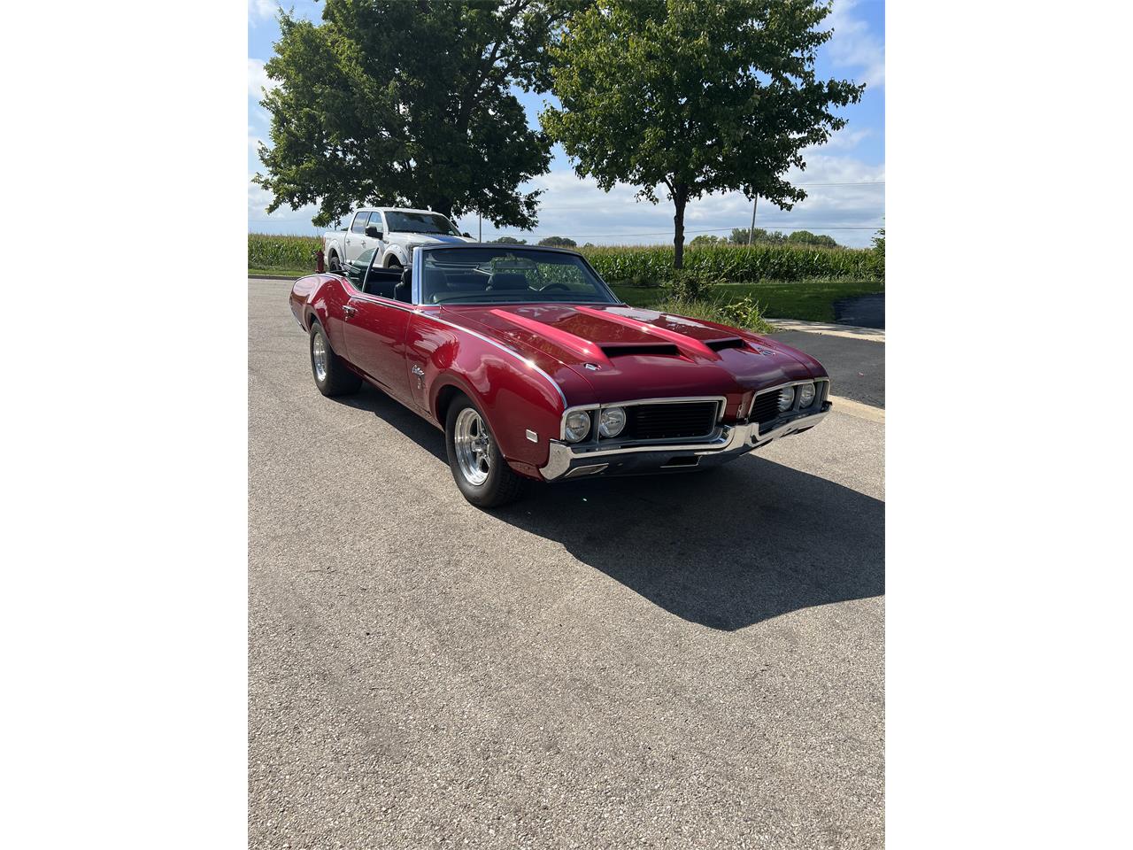 Oldsmobile-Cutlass-1969-Crystal-Rock-Red-Black-5