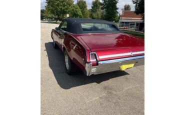 Oldsmobile-Cutlass-1969-Crystal-Rock-Red-Black-9