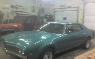 Oldsmobile-Cutlass-1969-Custom