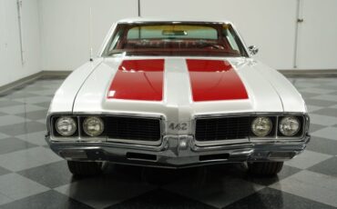 Oldsmobile-Cutlass-1969-Platinum-Red-18