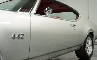 Oldsmobile-Cutlass-1969-Platinum-Red-22