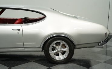Oldsmobile-Cutlass-1969-Platinum-Red-24