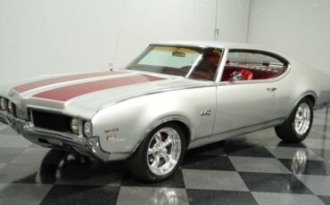 Oldsmobile-Cutlass-1969-Platinum-Red-3