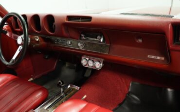 Oldsmobile-Cutlass-1969-Platinum-Red-43