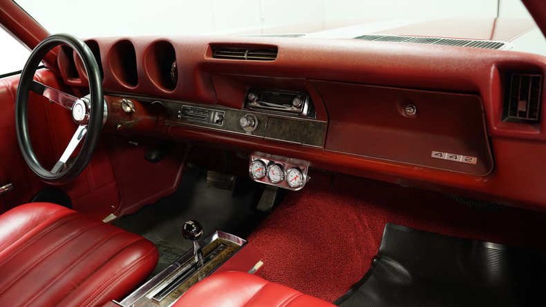 Oldsmobile-Cutlass-1969-Platinum-Red-43