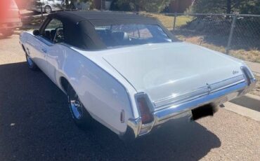 Oldsmobile-Cutlass-1969-White