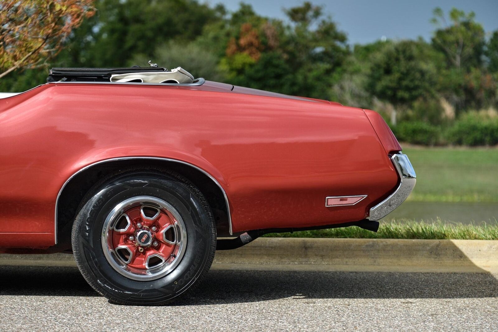 Oldsmobile-Cutlass-1970-CV-Convertible-27