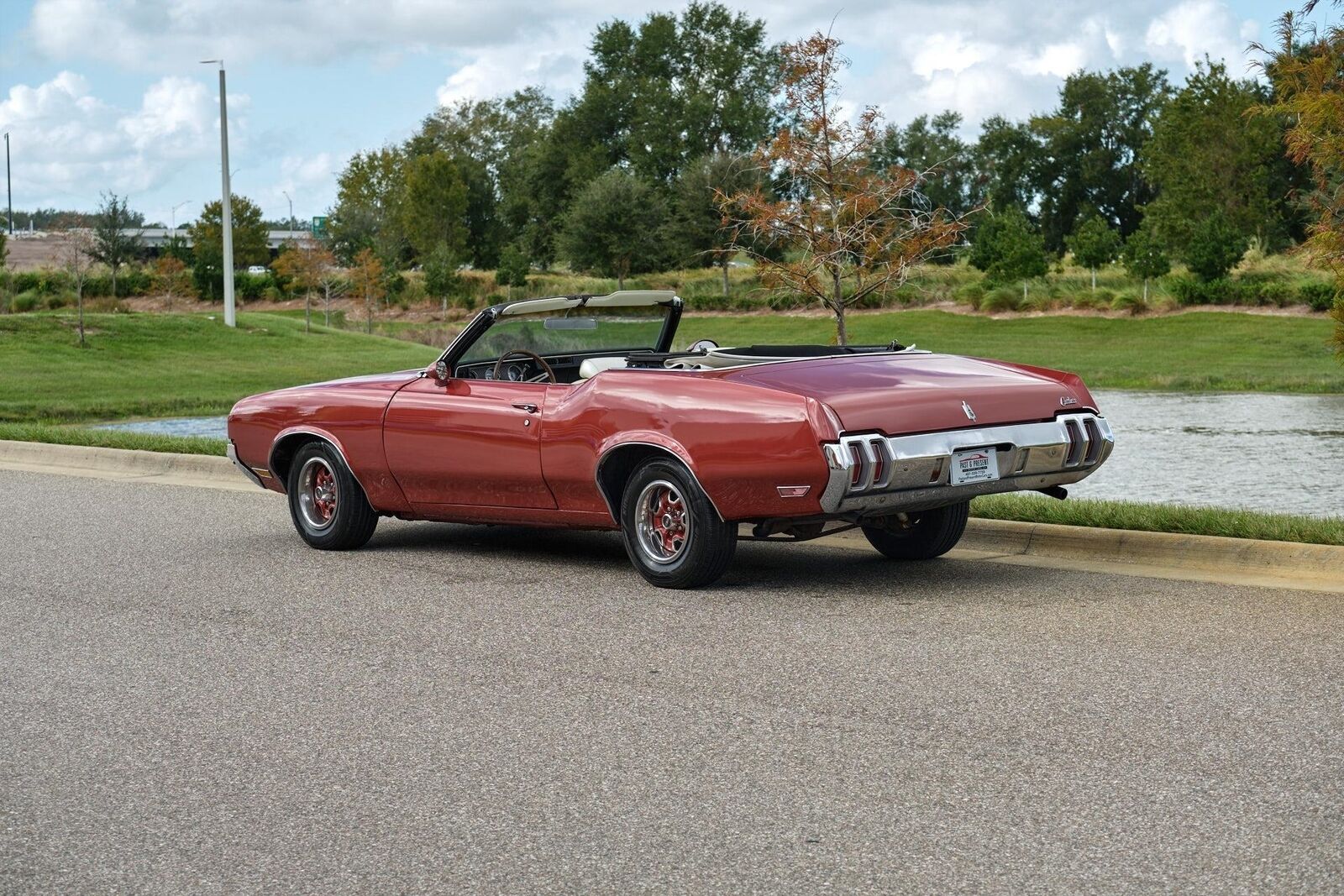 Oldsmobile-Cutlass-1970-CV-Convertible-3