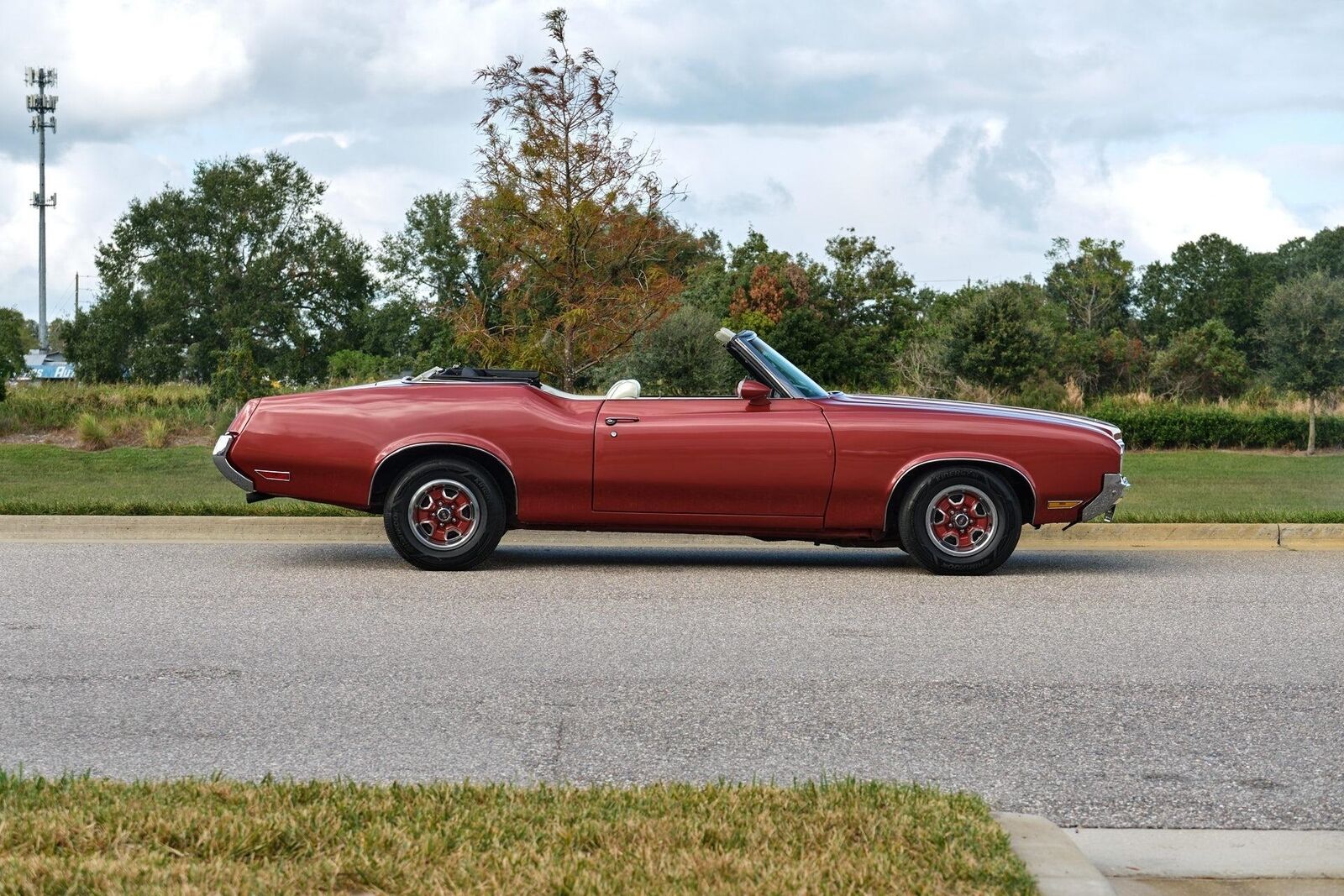 Oldsmobile-Cutlass-1970-CV-Convertible-6