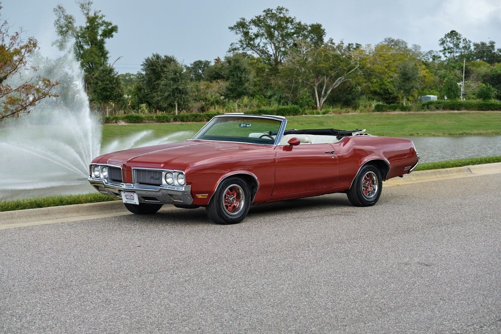 Oldsmobile-Cutlass-1970-CV-Convertible