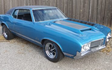 Oldsmobile-Cutlass-1970-Coupe-2