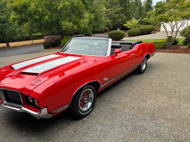 Oldsmobile-Cutlass-1971-Convertible-1