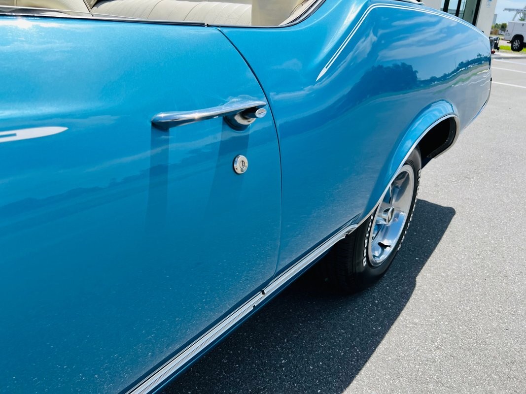 Oldsmobile-Cutlass-1971-Convertible-37