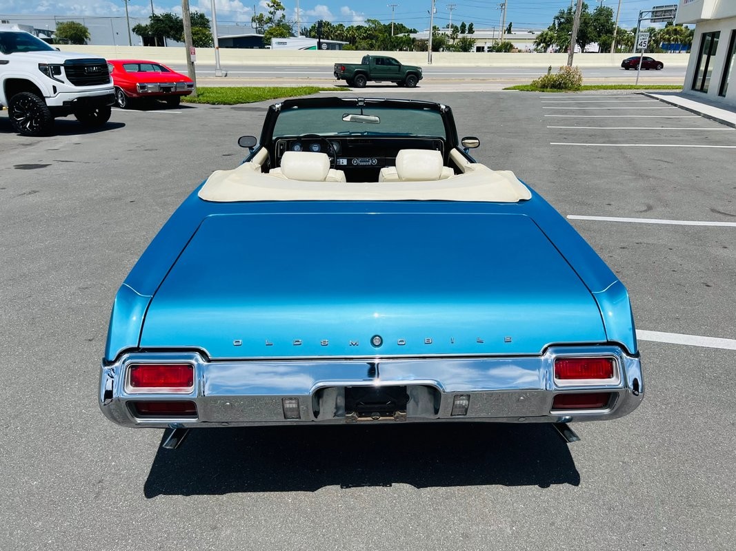Oldsmobile-Cutlass-1971-Convertible-4