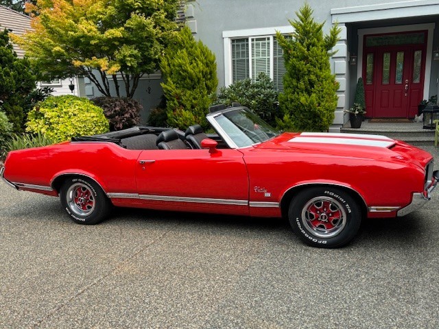 Oldsmobile-Cutlass-1971-Convertible-4