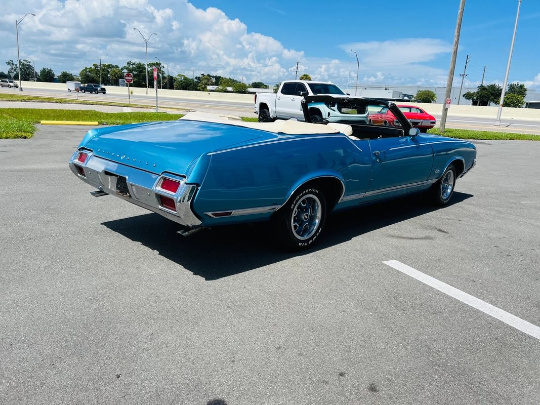 Oldsmobile-Cutlass-1971-Convertible-5